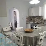 Myconian Ано Мера