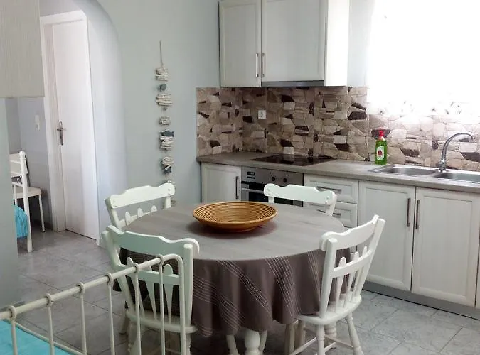 Myconian אנו מרה